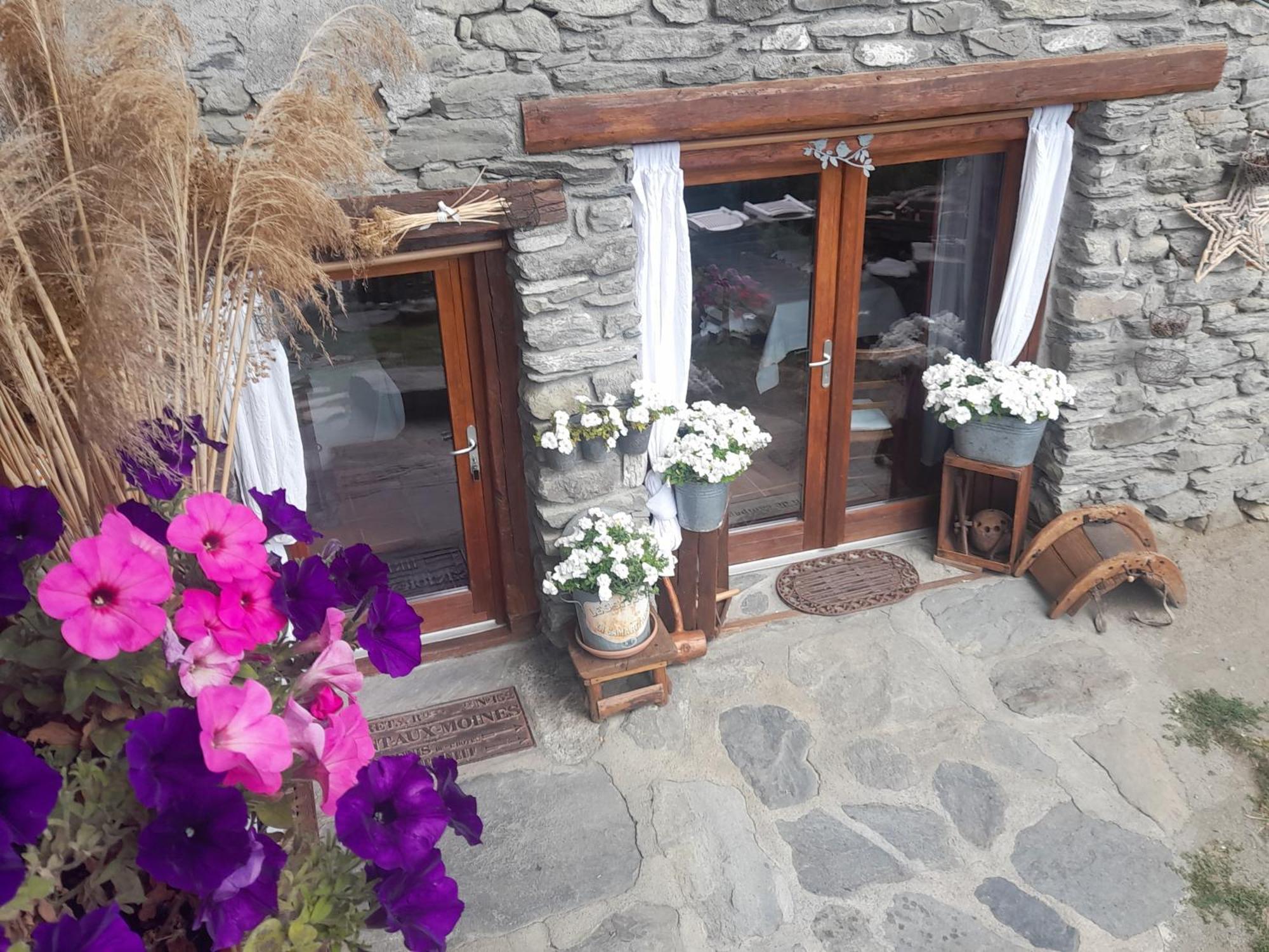 Appartement De Charme 4/6 Pers Dans Joli Village De Montagne Bourg-Saint-Maurice Esterno foto